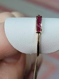 Natural Ruby ring in 14kt Yellow Gold